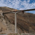 Straßenbau für den Damm